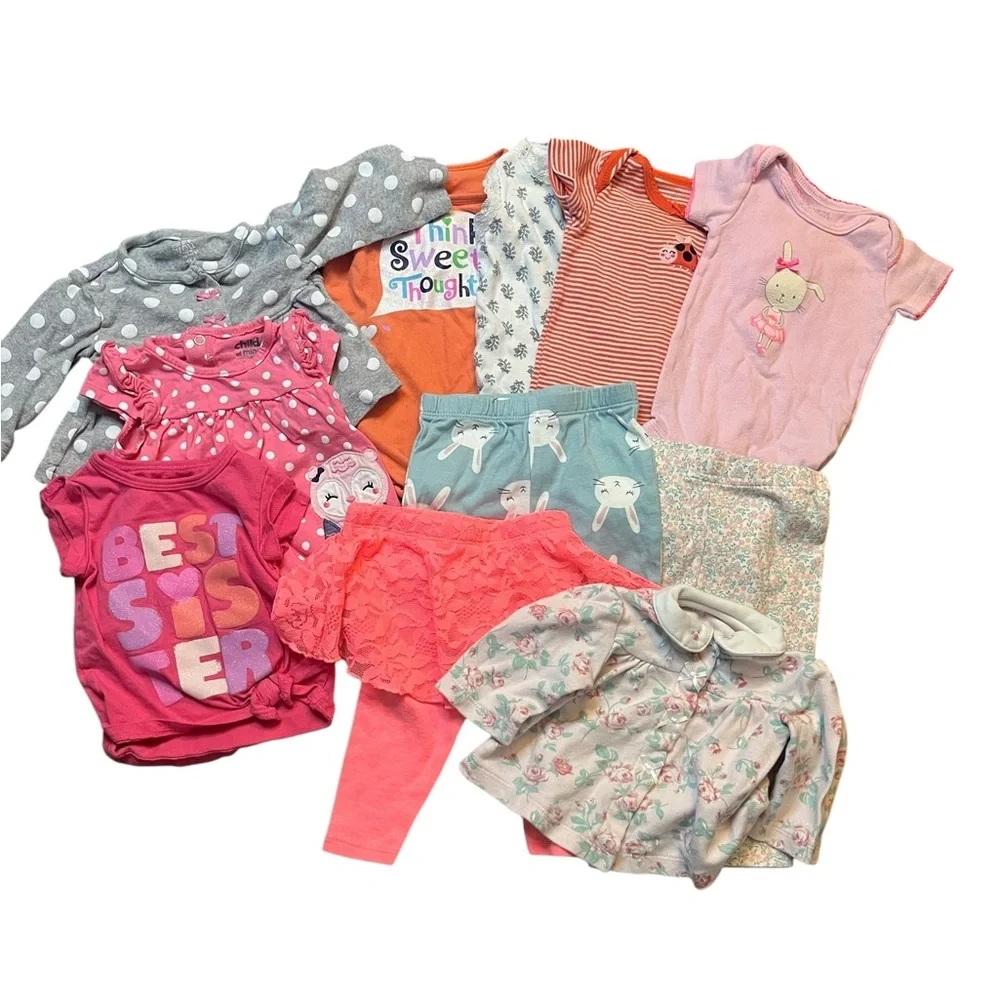 Eleven-Piece Baby Girl Bundle 0-3 Months Cute Clothes 3 1-Piece 4 Tops 3 Legging